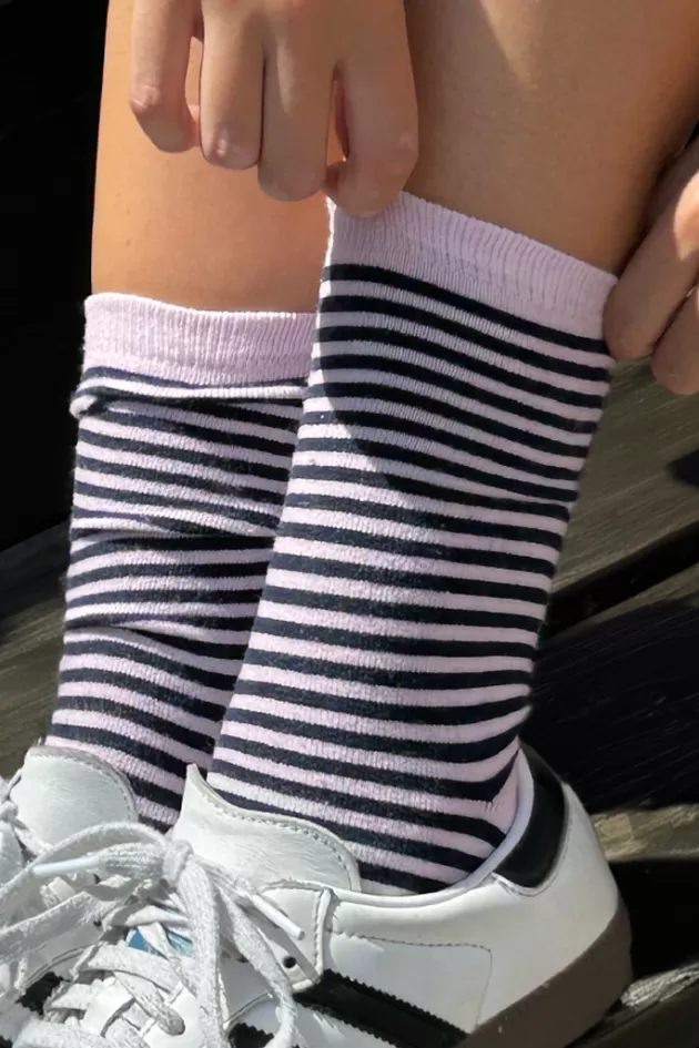 Subdued Gestreifte Socken