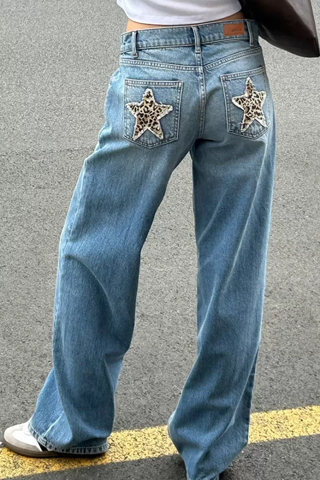 Subdued Low-waist Jeans Stern
