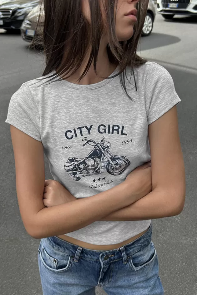 Subdued T-shirt City Girl