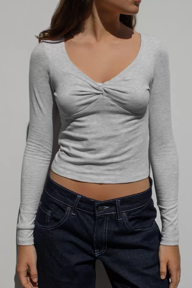 Subdued T-Shirts mit Knoten